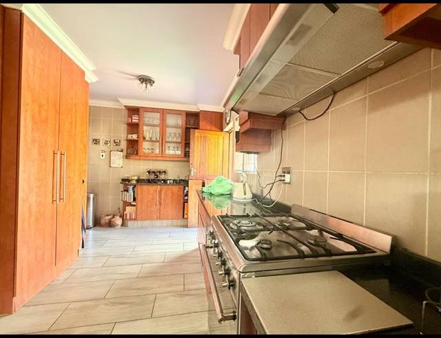3 BEDROOM HOUSE FOR SALE IN VANDERBIJLPARK CW 5